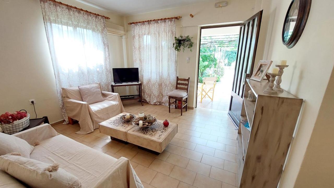 Lourantos Studios & Apartments Vathy  Zewnętrze zdjęcie