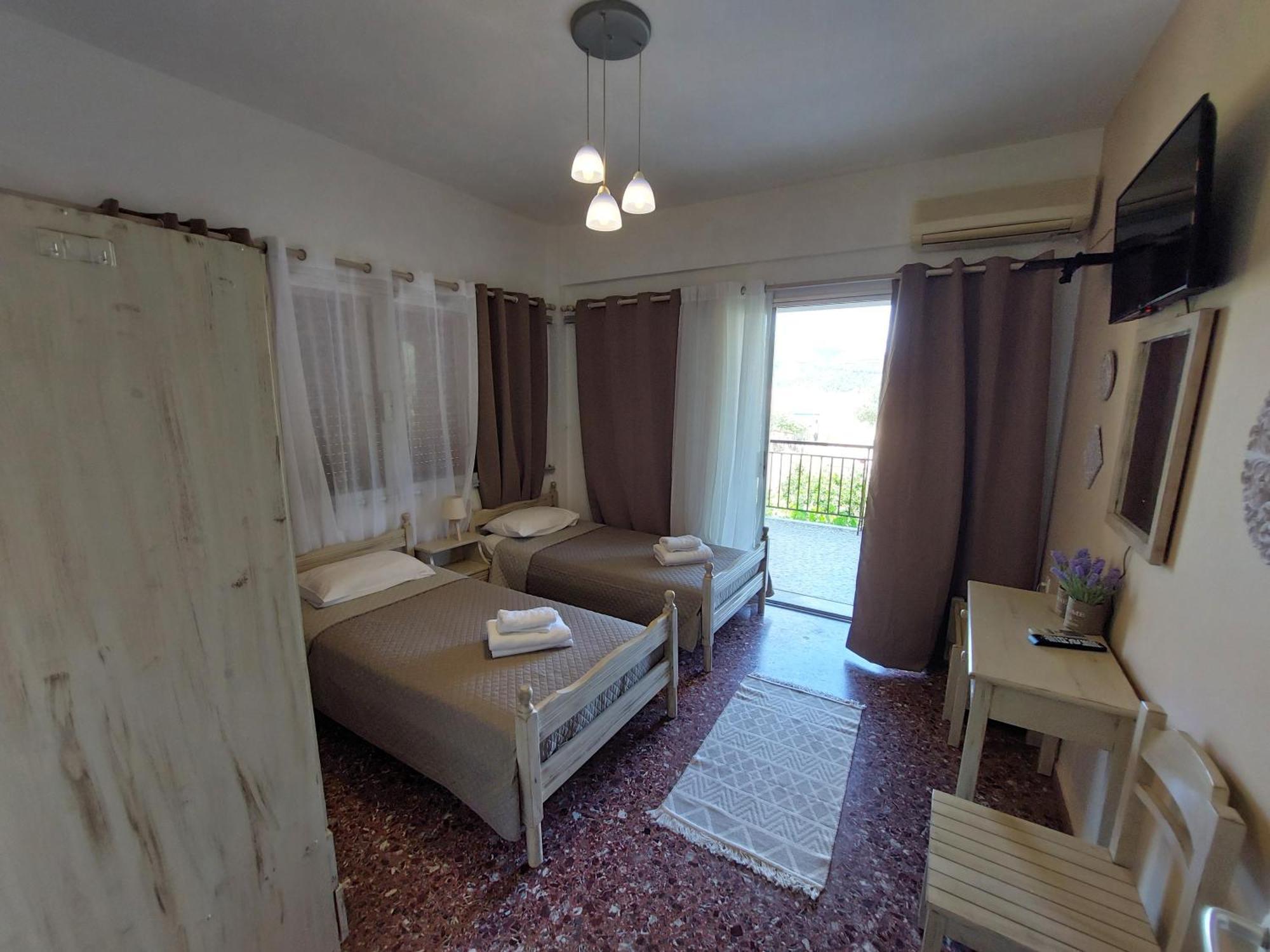 Lourantos Studios & Apartments Vathy  Zewnętrze zdjęcie